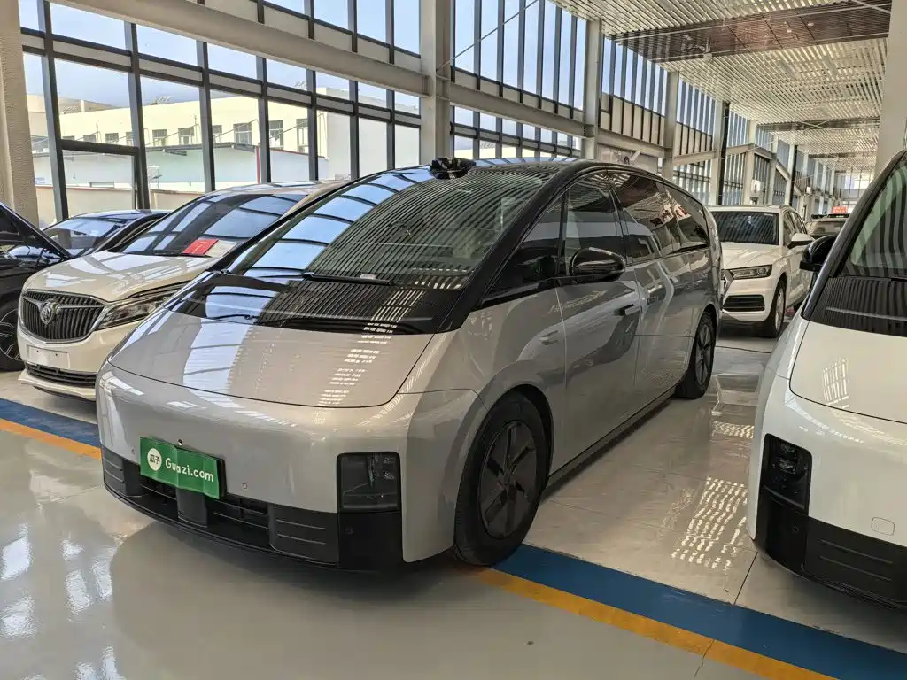 Li Auto MEGA 2024 2024 Ultra