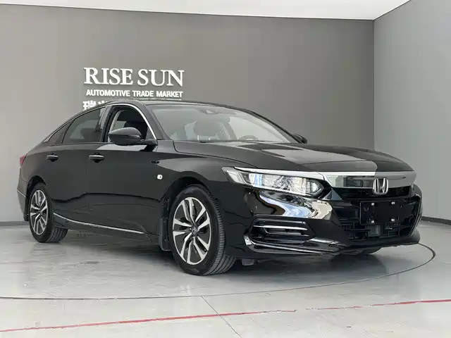 Honda Accord 2018 Sharp Hybrid 2.0L Sharp Cool Edition China VI — фото 2