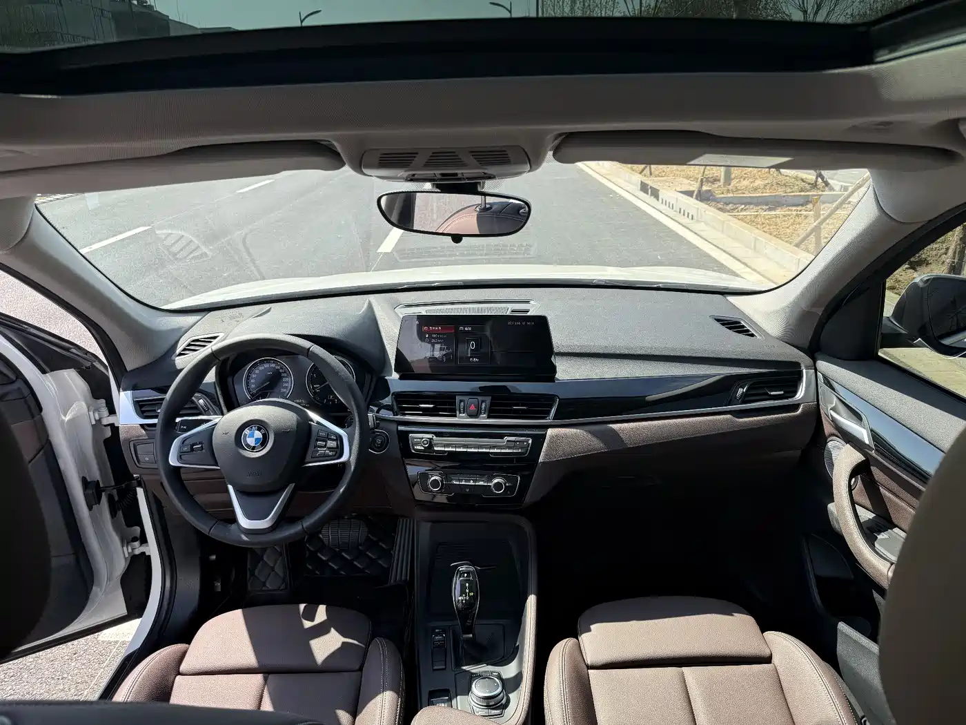 BMW X1 2022 sDrive20Li Fashion фото 19