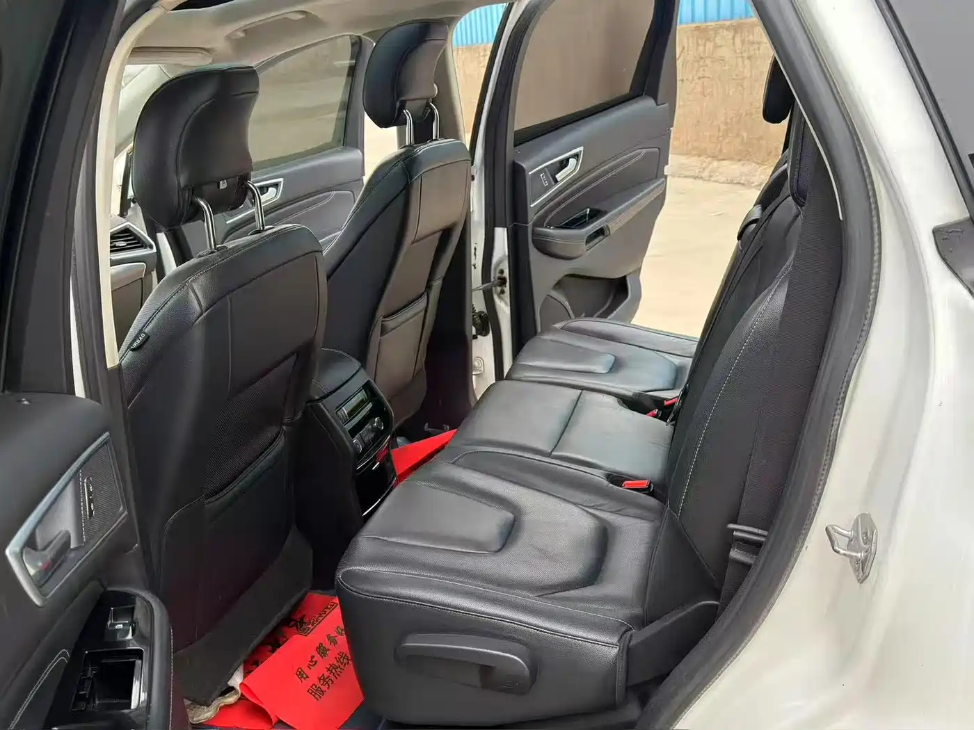 Фото 6 - Ford Edge
