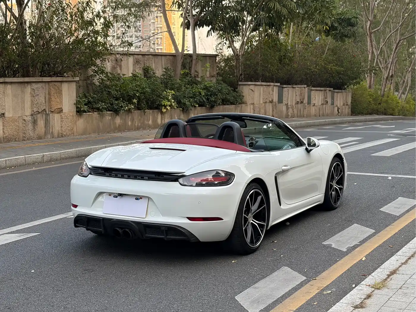 Porsche 718 2018 Boxster 2.0T фото 16