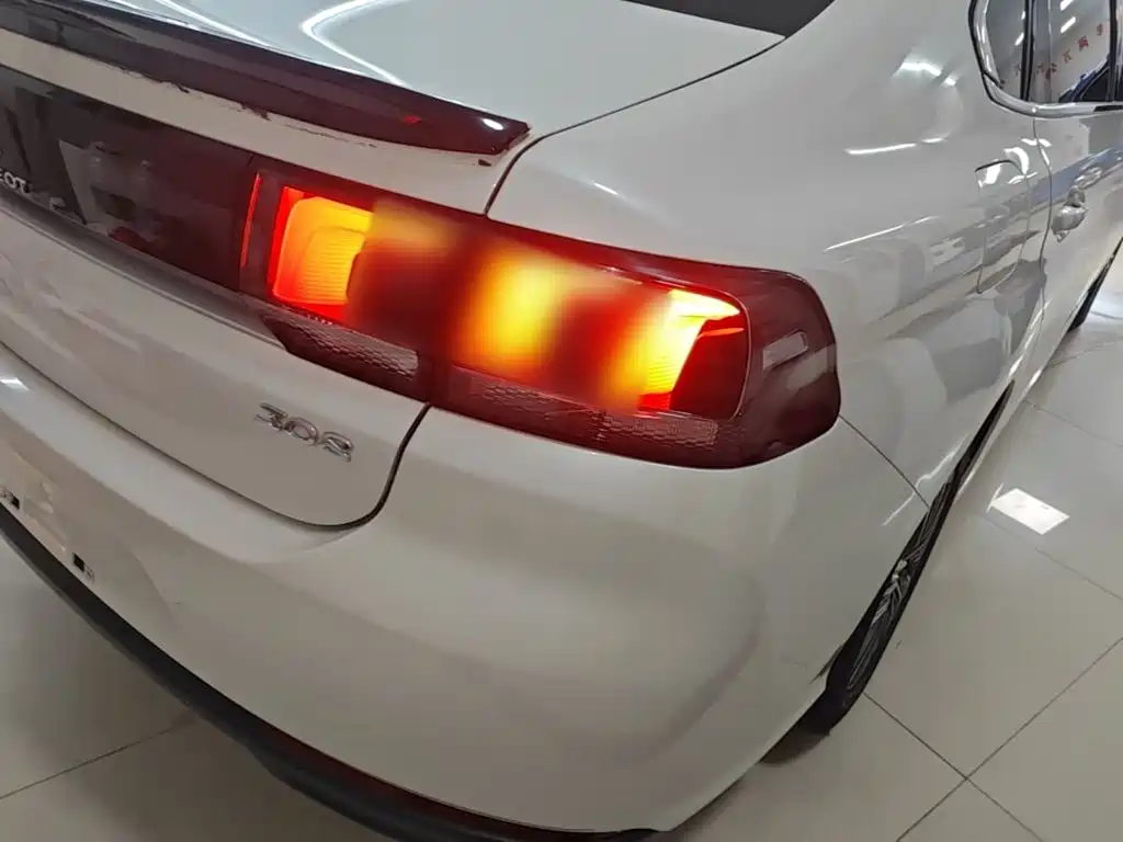 Peugeot 308 2018 2018 1.6L Auto Luxury Edition