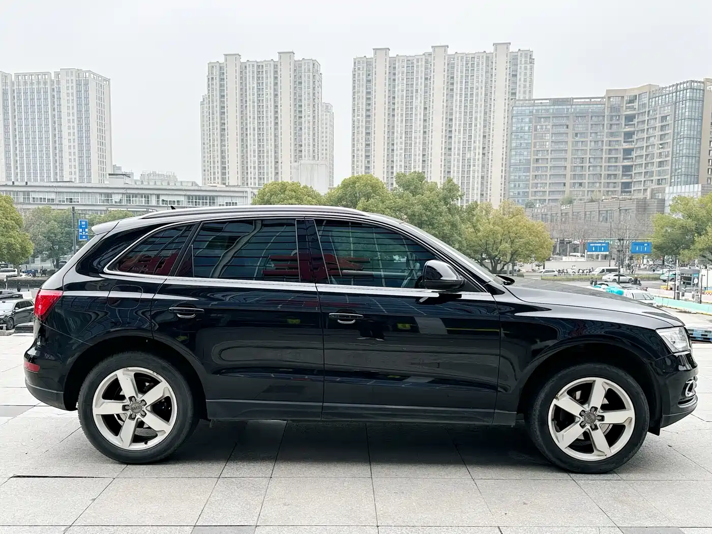 Audi Q5 2015 40 TFSI Technology фото 7