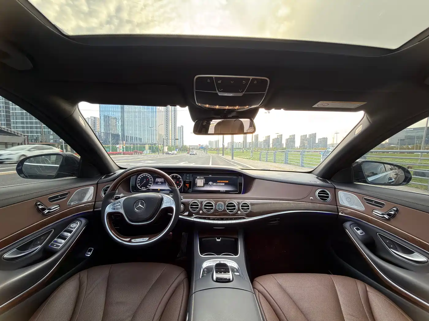 Mercedes-Benz S-Class 2016 S 320 L Luxury фото 17