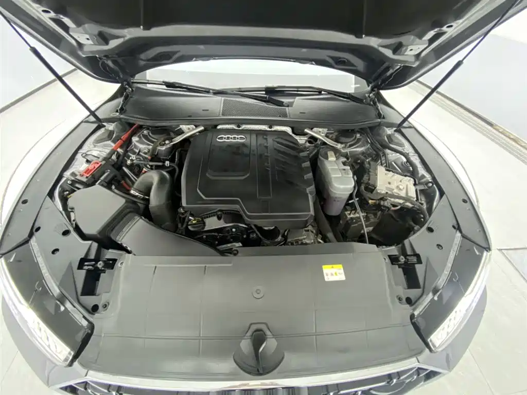 Audi A7L 2022 45 TFSI S-line Future Dream Edition фото 12