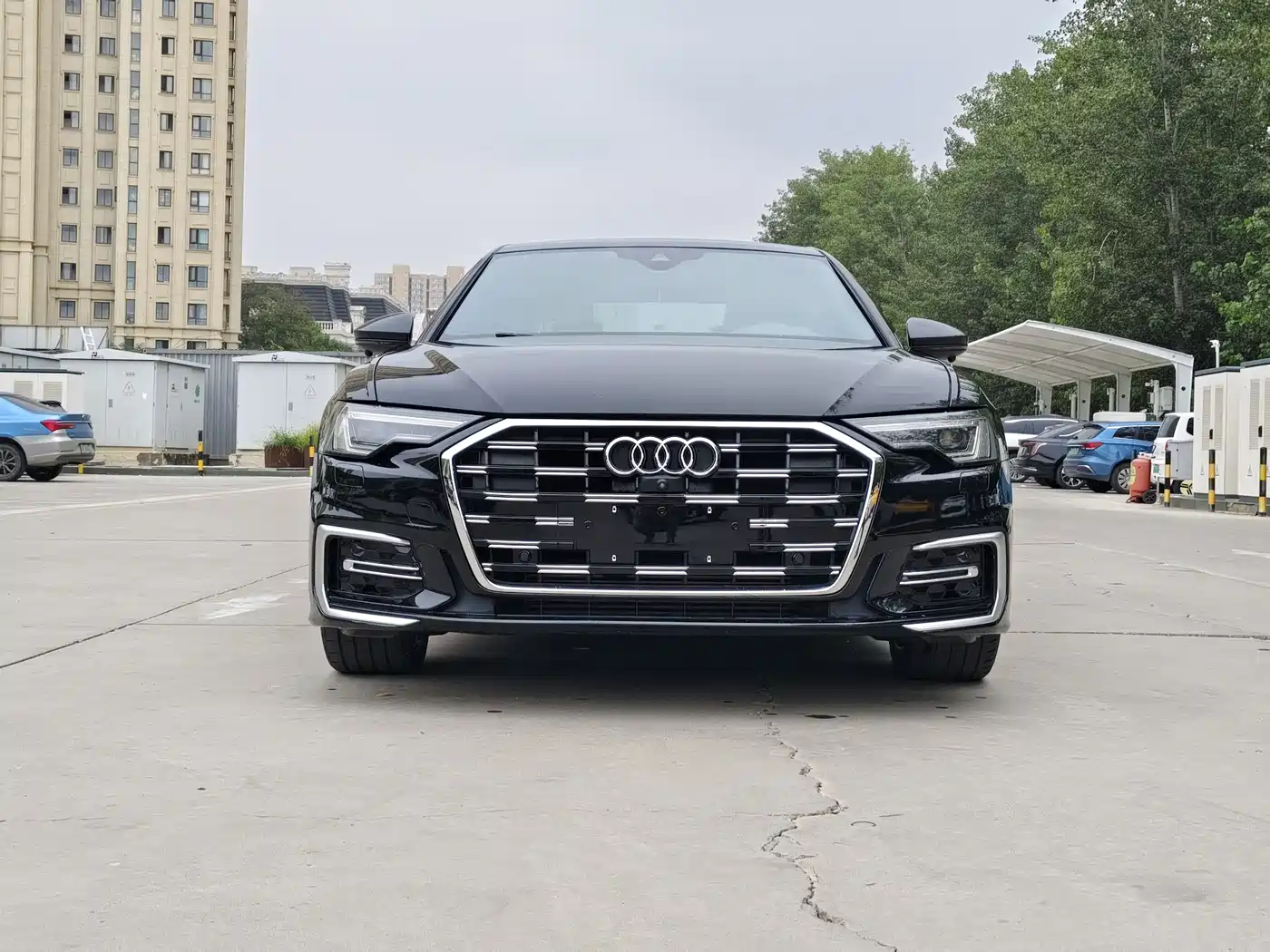 Audi A6L 2021 40 TFSI Luxury Sport фото 2