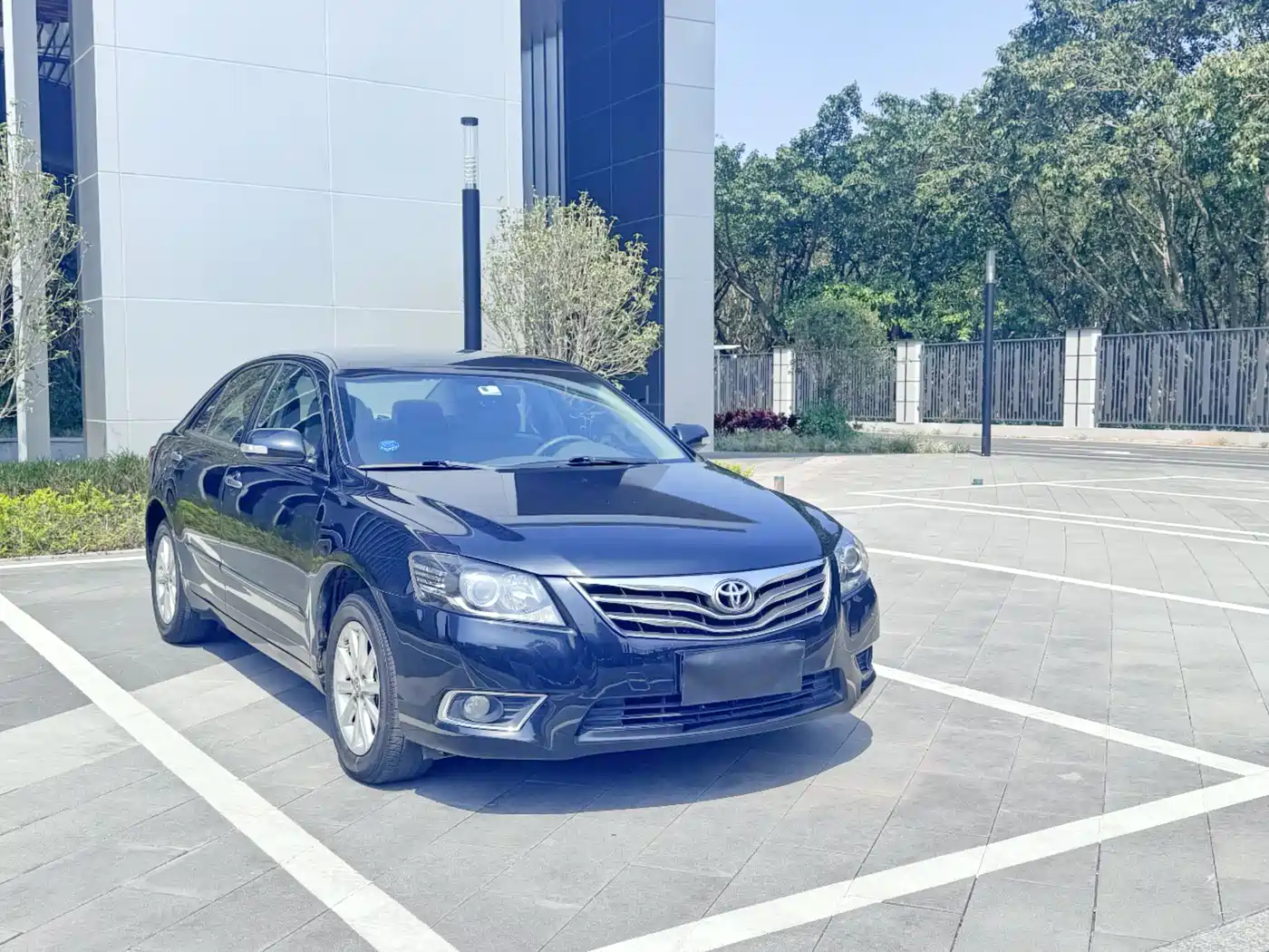 Toyota Camry 2013 200E Classic Elite Edition фото 3