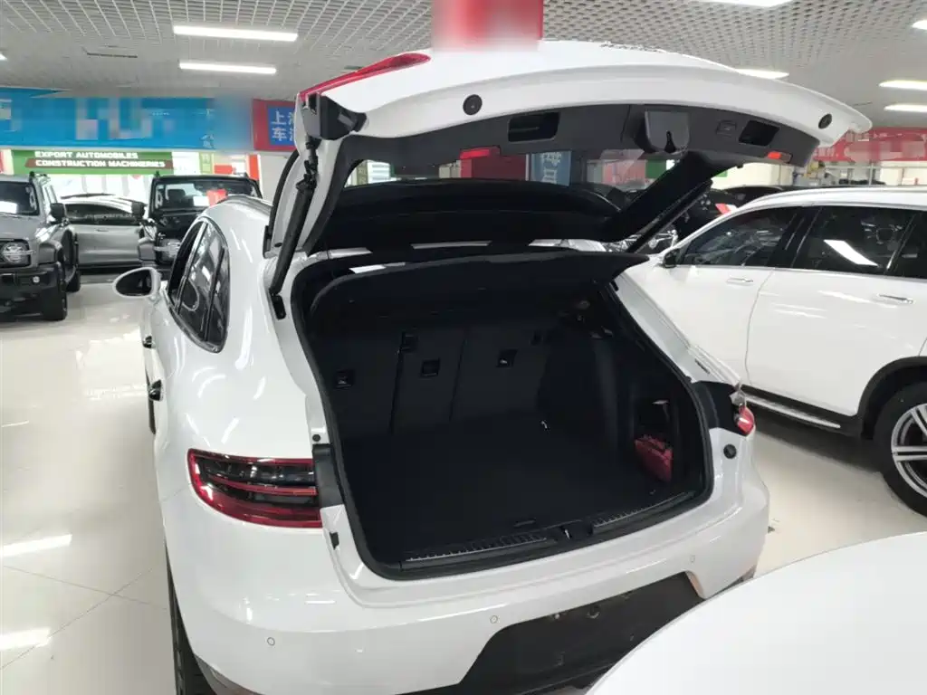 Porsche Macan 2017 Macan 2.0T фото 19