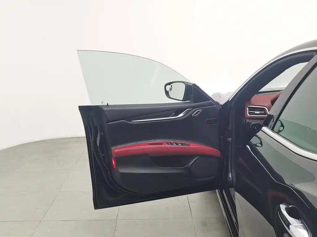 Maserati Ghibli 2023 2022 2.0T GT Edge Edition