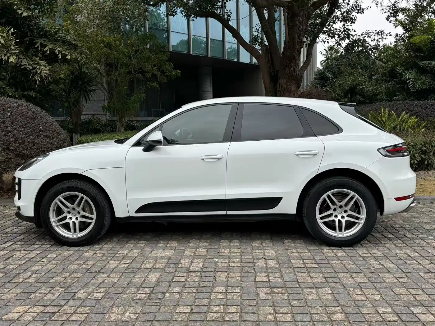 Porsche Macan 2018 Macan 2.0T фото 3