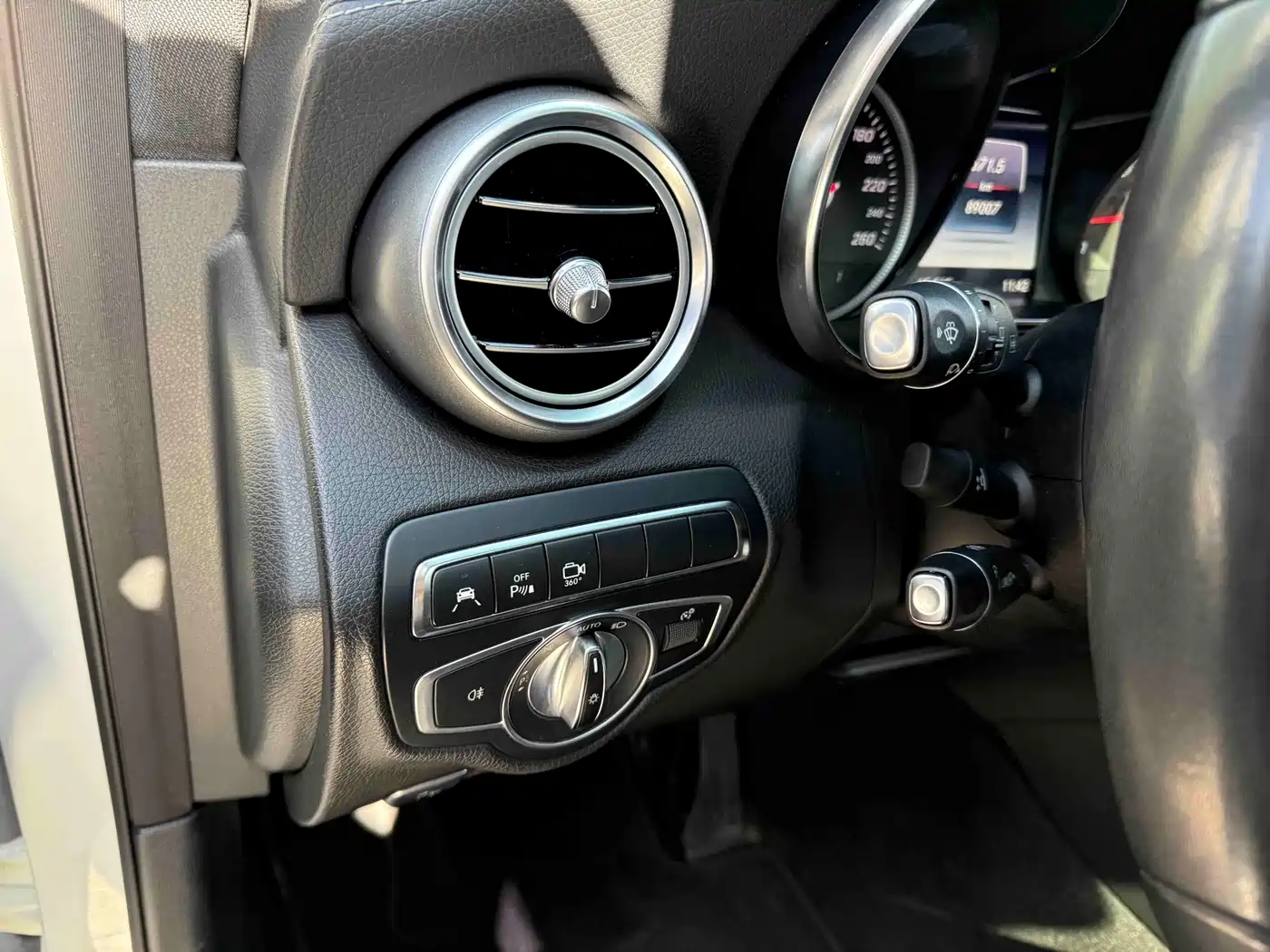 Mercedes-Benz GLC 2017 GLC 300 4MATIC Dynamic фото 18