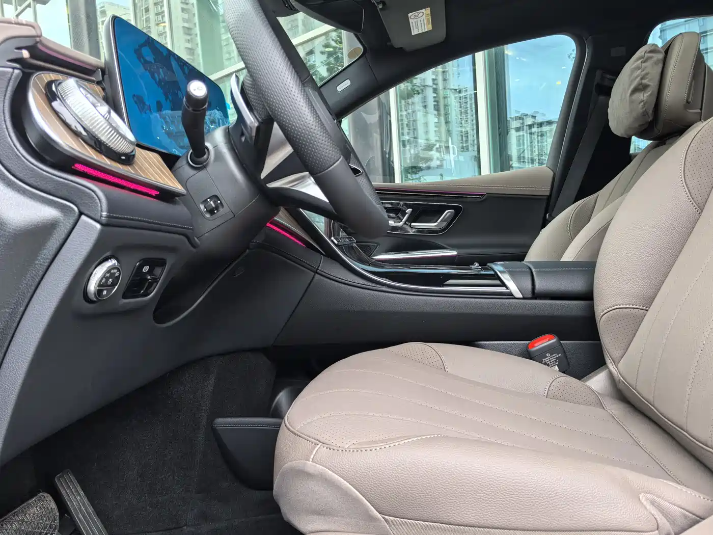 Mercedes-Benz EQE SUV 2024 500 4MATIC Luxury Edition фото 6