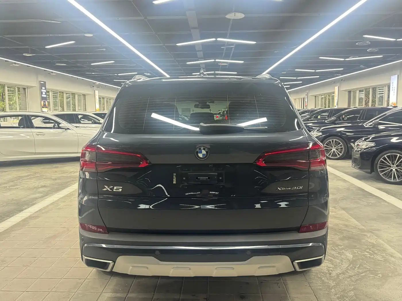 BMW X5 (Import) 2020 xDrive30i X Design Package фото 4
