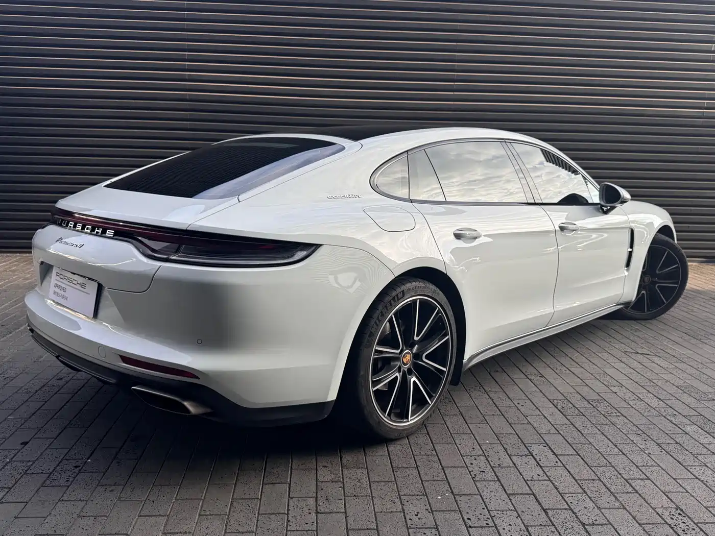 Porsche Panamera, миниатюра 7