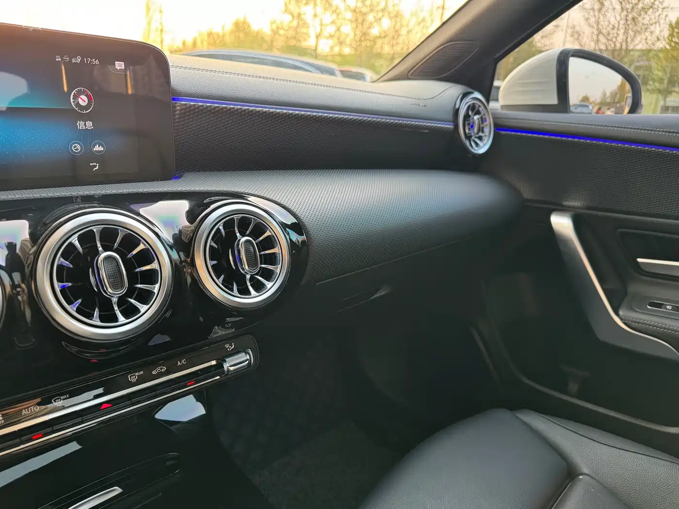 Mercedes-Benz A-Class 2021 A 200 L Sport Sedan Dynamic Type фото 15