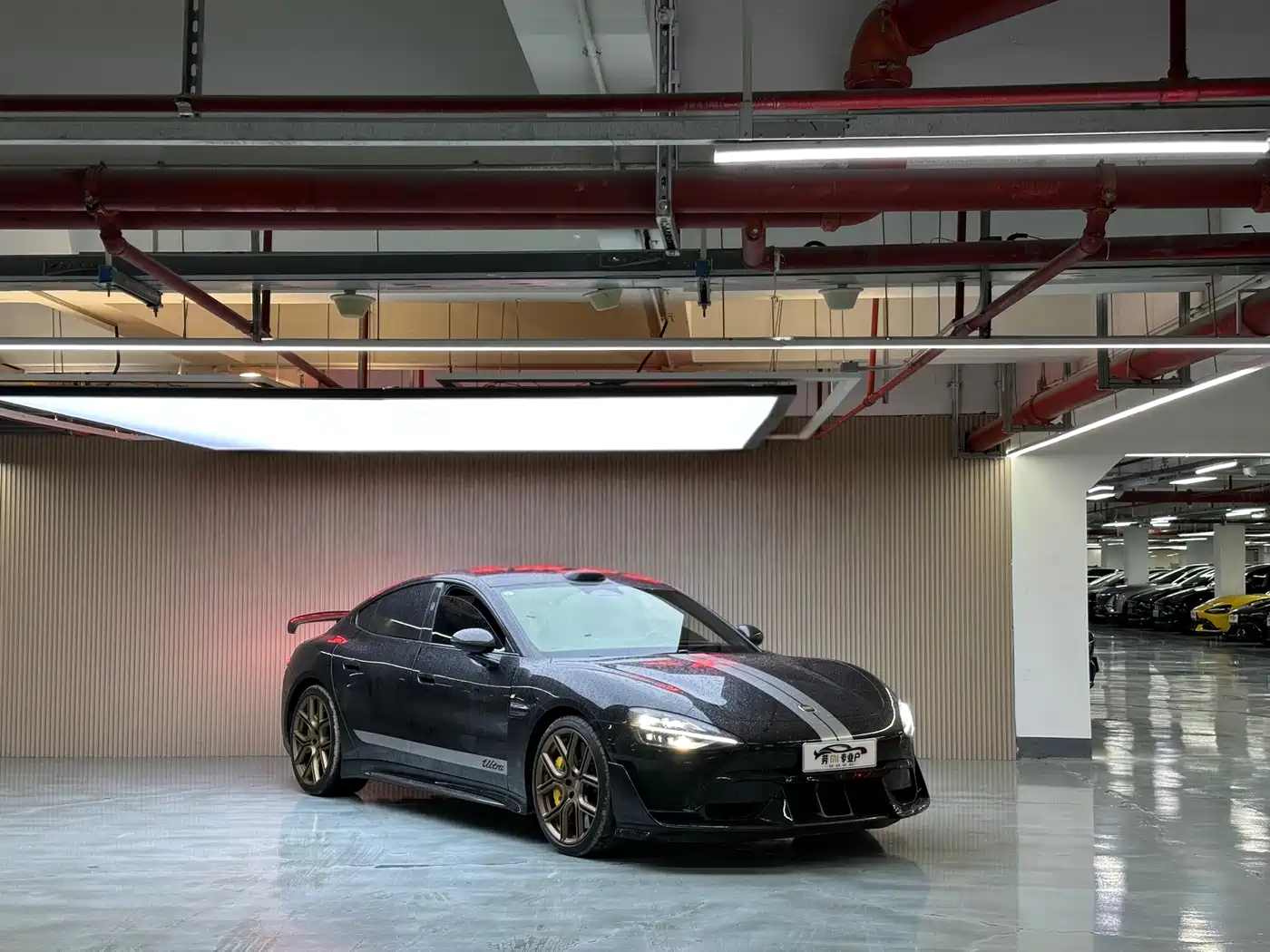 XIAOMI CAR XIAOMI SU7 ULTRA