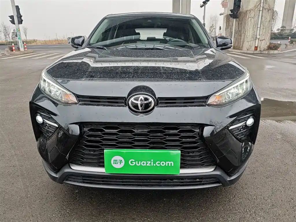 Toyota Wildlander 2023 2.0L CVT FWD Urban фото 3