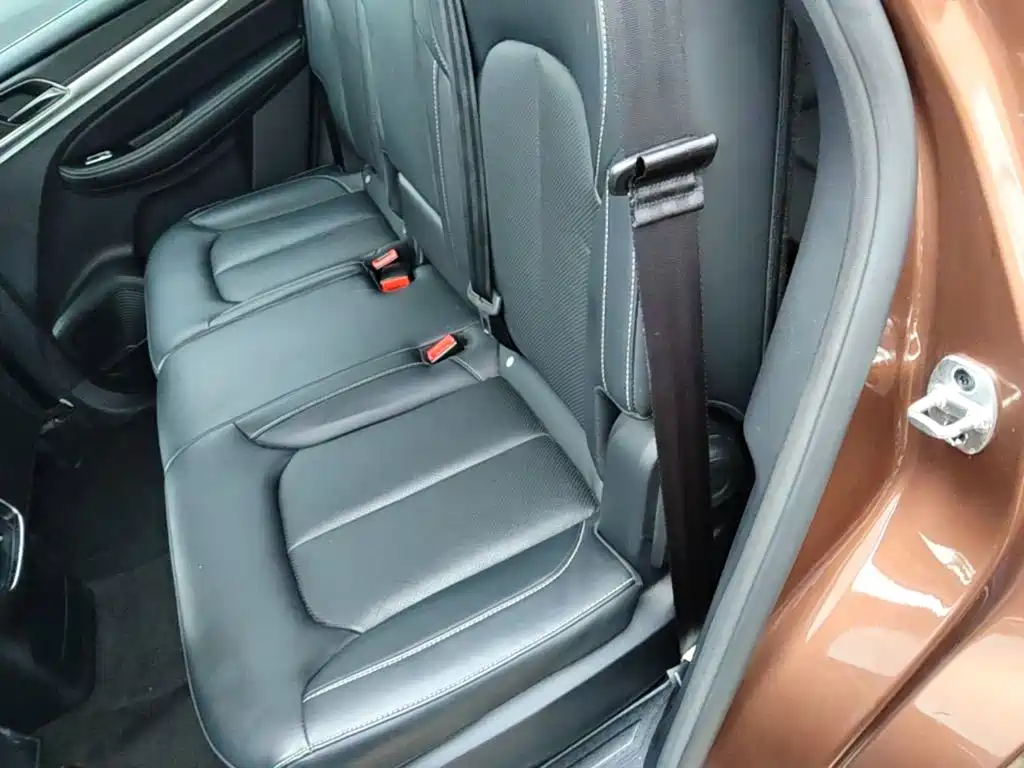 Roewe RX8 2019 2018 30T 2WD Flagship Edition