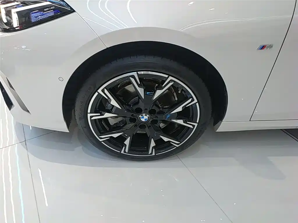 BMW 2 Series 2025 225L M Sport Moonlight Package фото 23