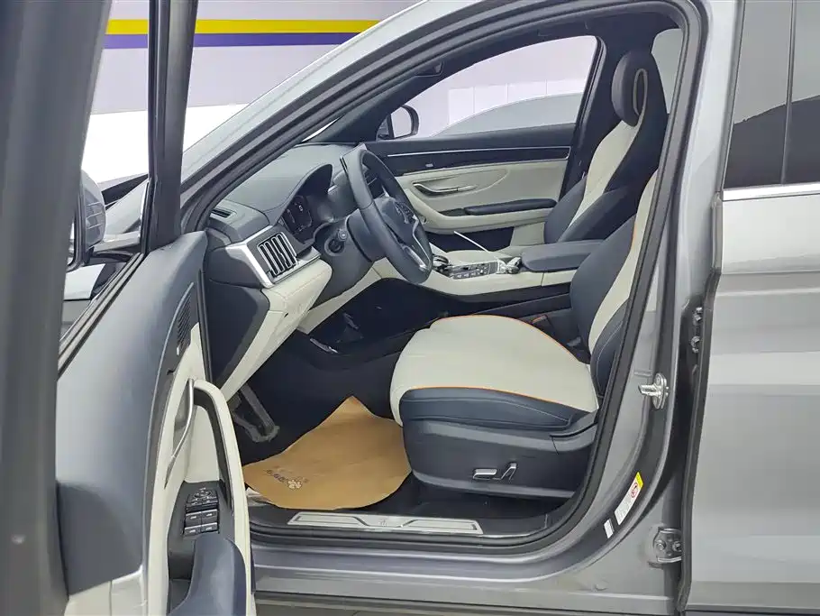 BYD Song PLUS PHEV 2021 DM-i 110KM Flagship PLUS фото 9