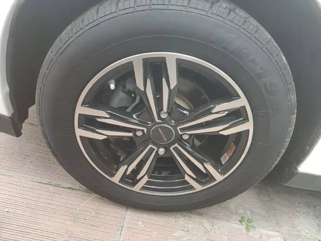 Venucia D50 2015 2013 1.6L Auto Fashion