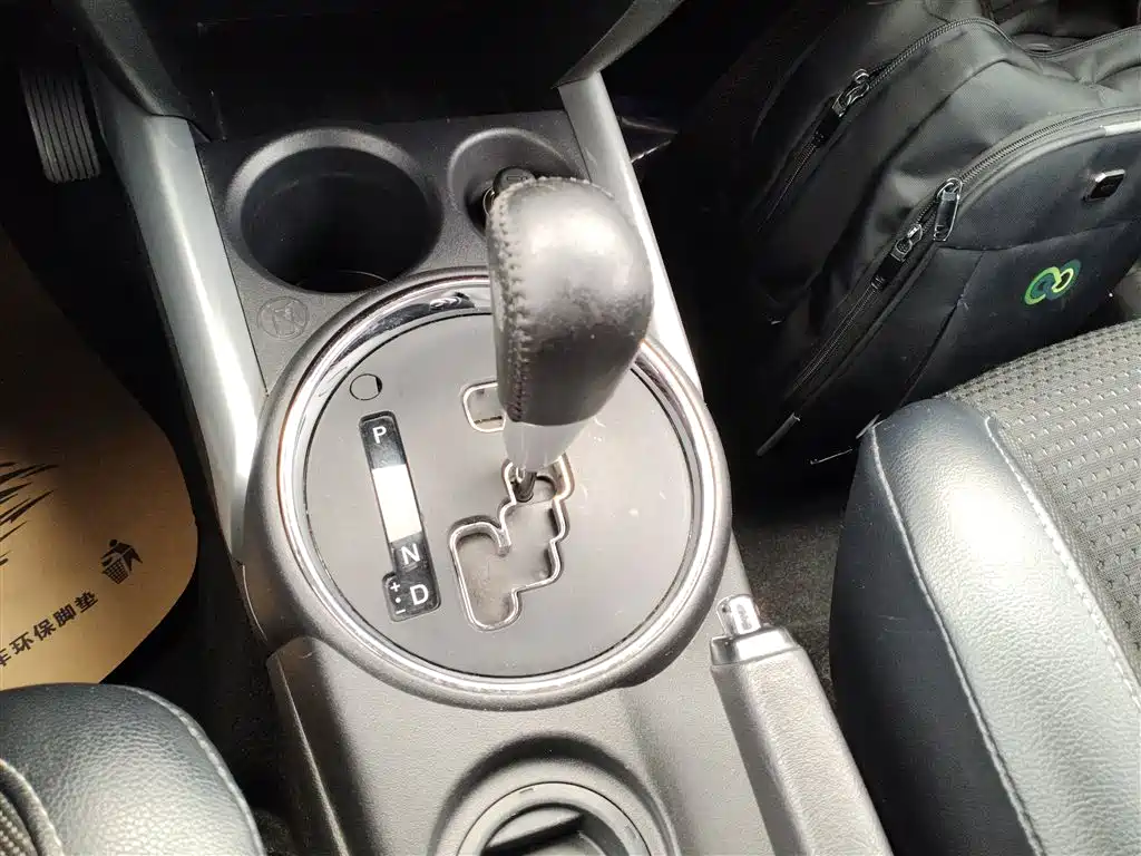 Peugeot 4008 (Import) 2013 2.0L 2WD Progressive фото 6