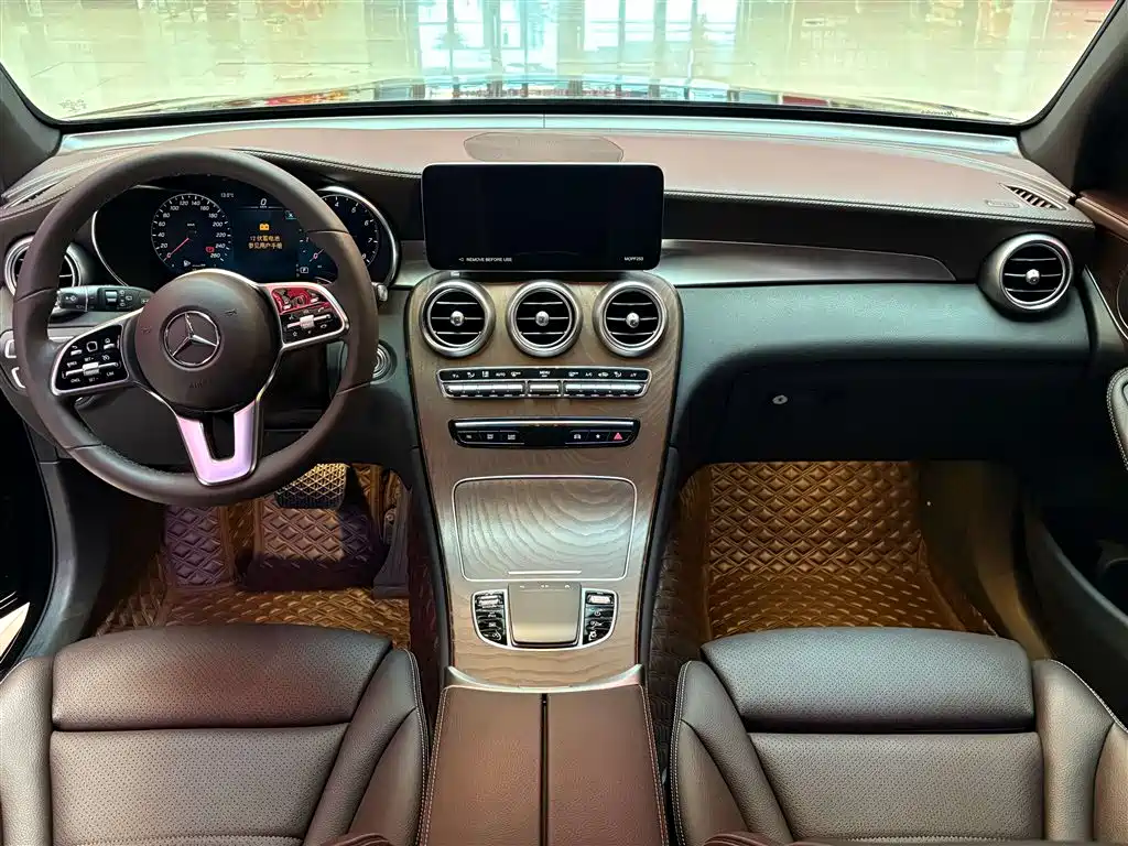 Mercedes-Benz GLC 2022 Facelift GLC 300 L 4MATIC Dynamic Collector's Edition фото 5