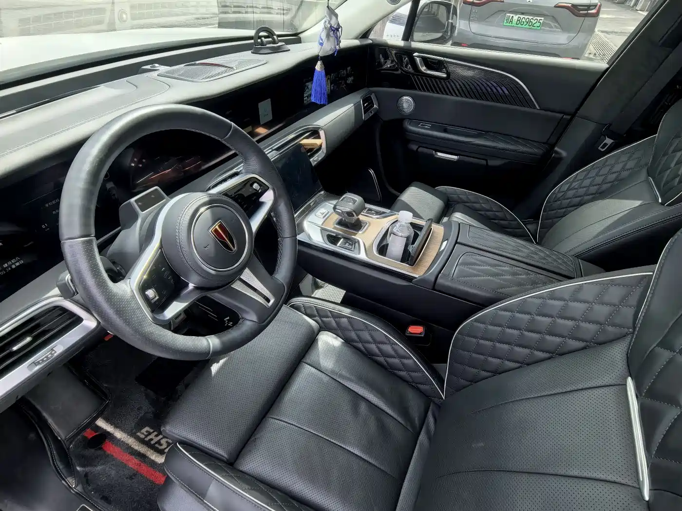 Hongqi E-HS9 2022 660km Qi Ling Edition (4-seater) фото 13