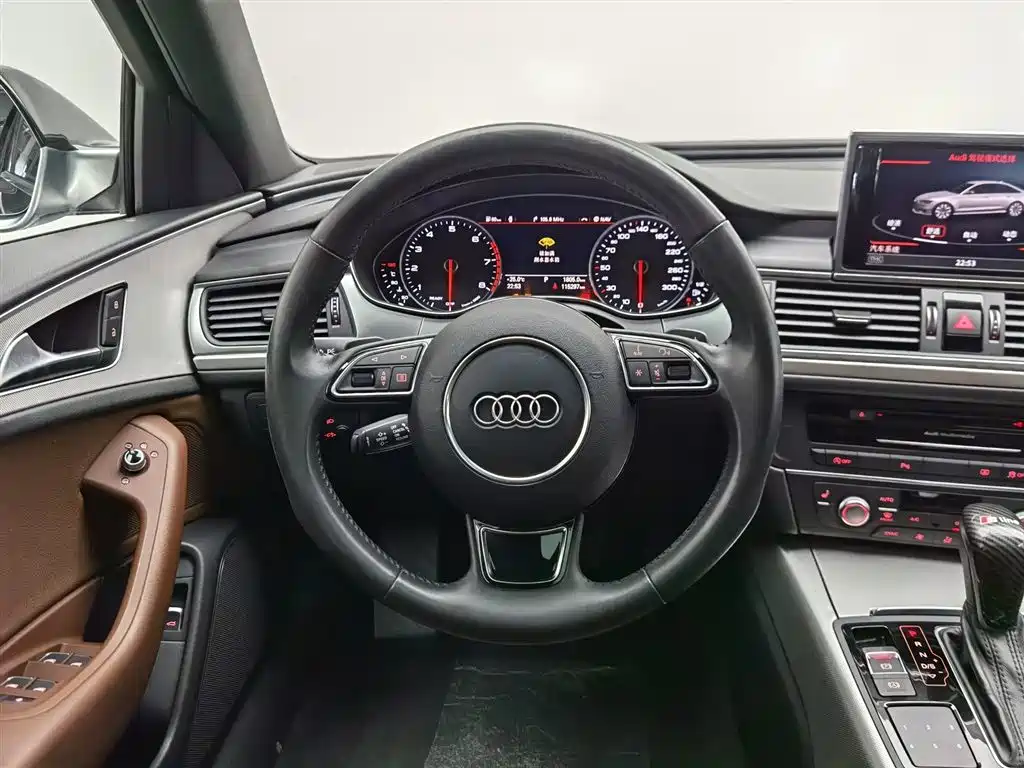 Audi A6L 2018 30th Anniversary 45 TFSI quattro Sport фото 11