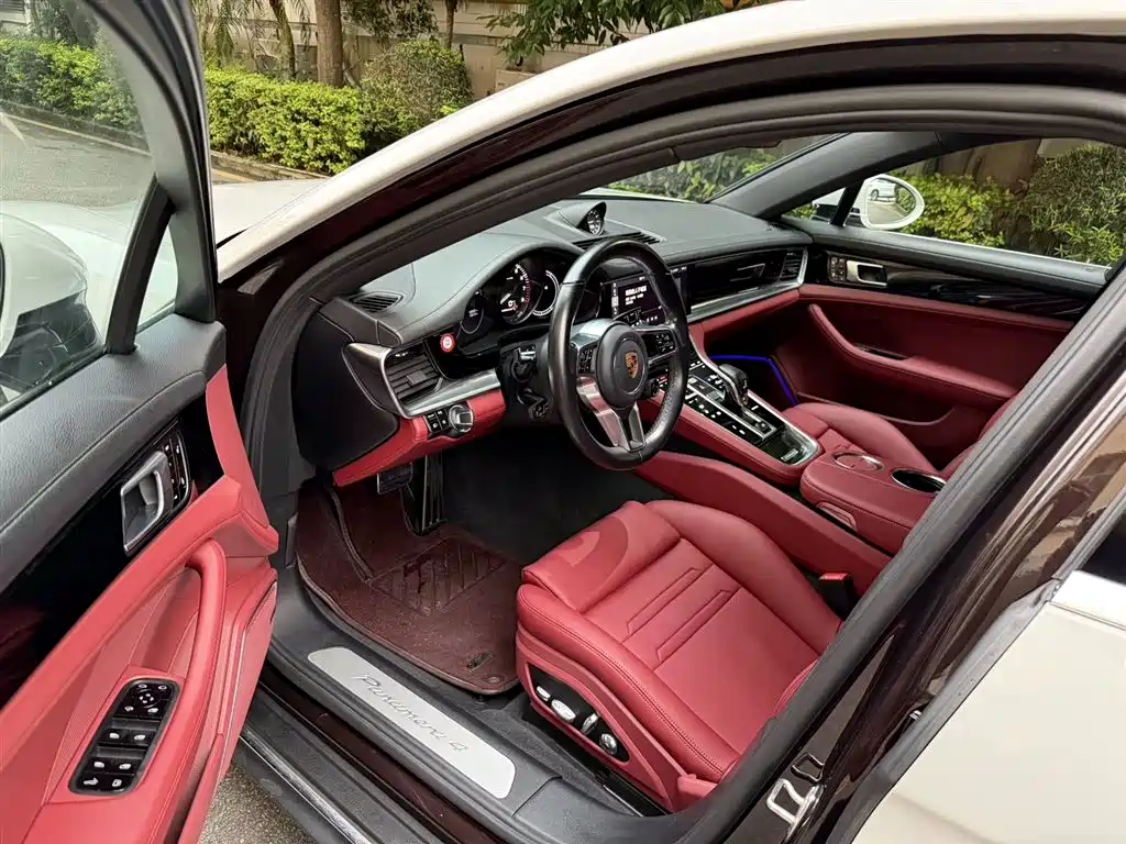 PORSCHE PANAMERA NEW ENERGY