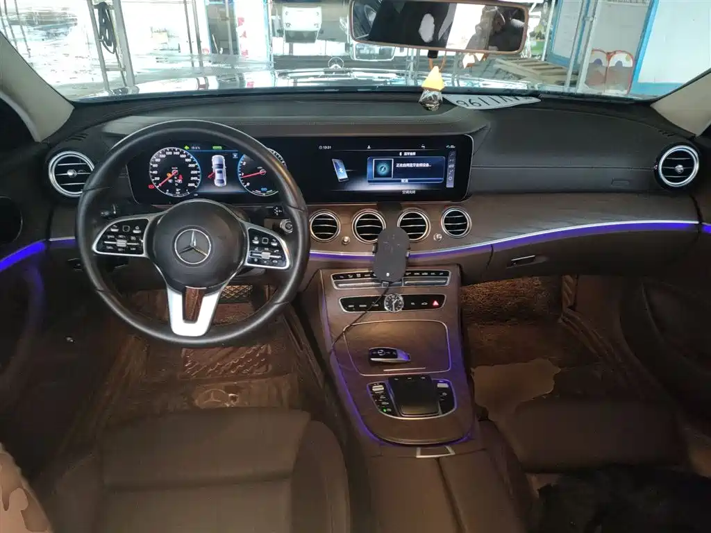 Mercedes-Benz E-Class 2020 E 260 L фото 10
