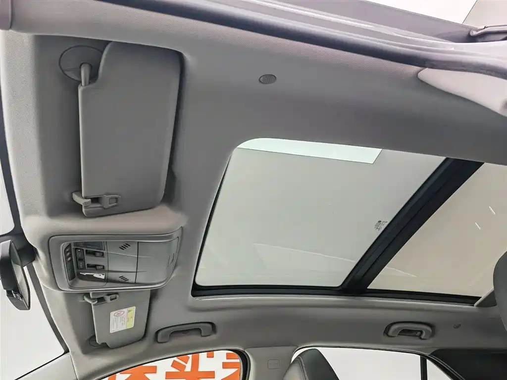 Chevrolet Equinox 2022 535T Control Edition фото 14