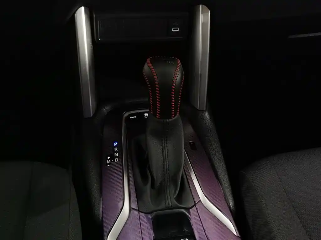 Toyota Corolla Cross 2023 2.0L Pioneer Edition фото 13