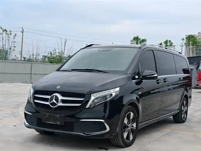 Mercedes-Benz V V 260 L, Длинная база, Премиум