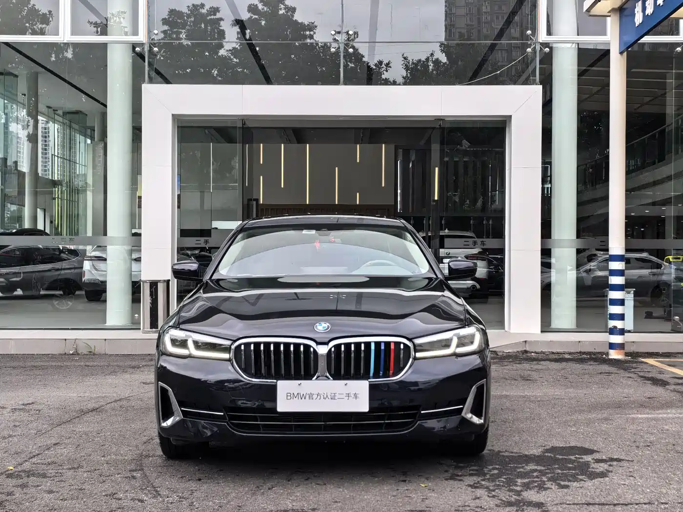 BMW 5 Series 2022 525Li Luxury Package фото 2
