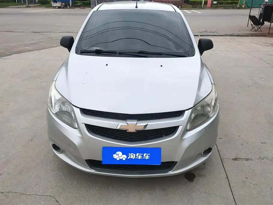 Chevrolet Sail 2011 Sedan 1.4L Manual Happiness Edition фото 2