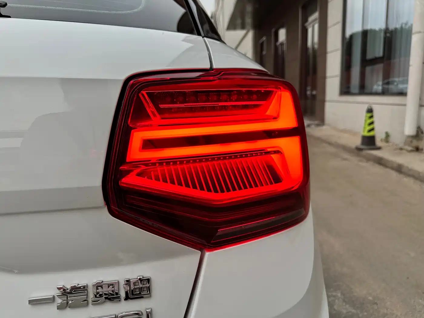 Audi Q2L 2022 35 TFSI Fashion Dynamic фото 6
