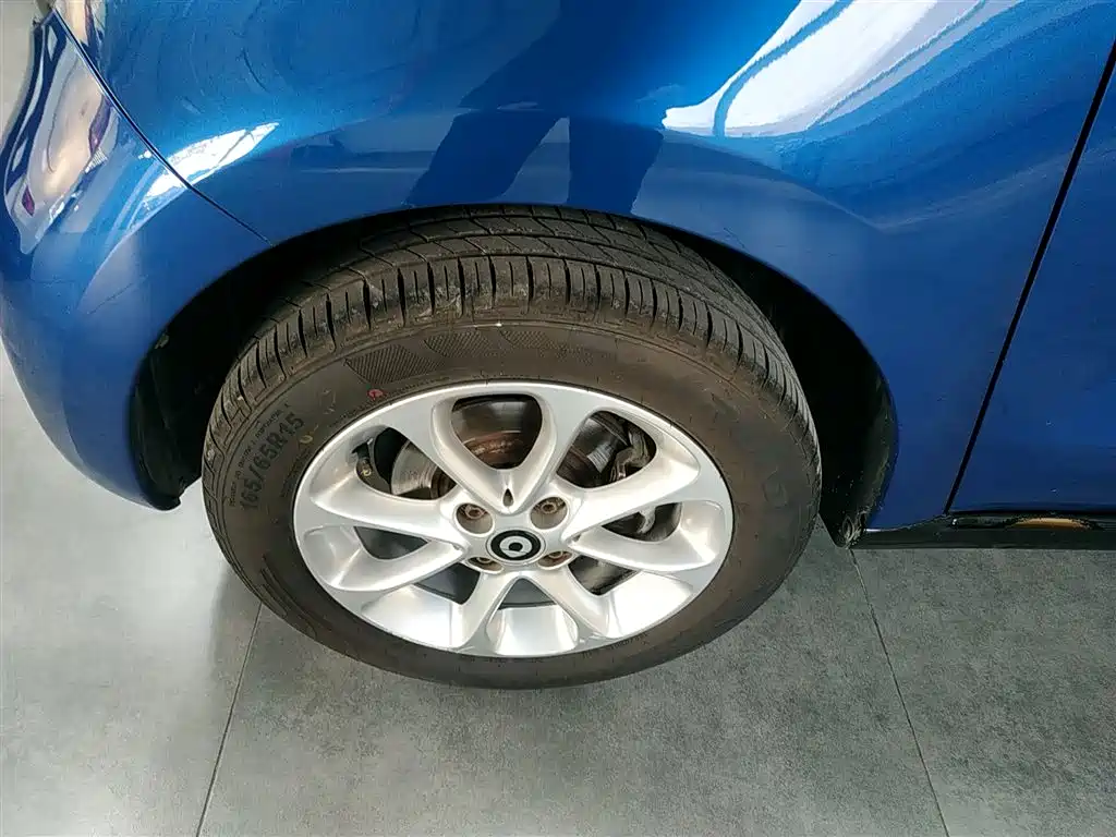 smart forfour 2018 2016 1.0L 52kW Agile Edition