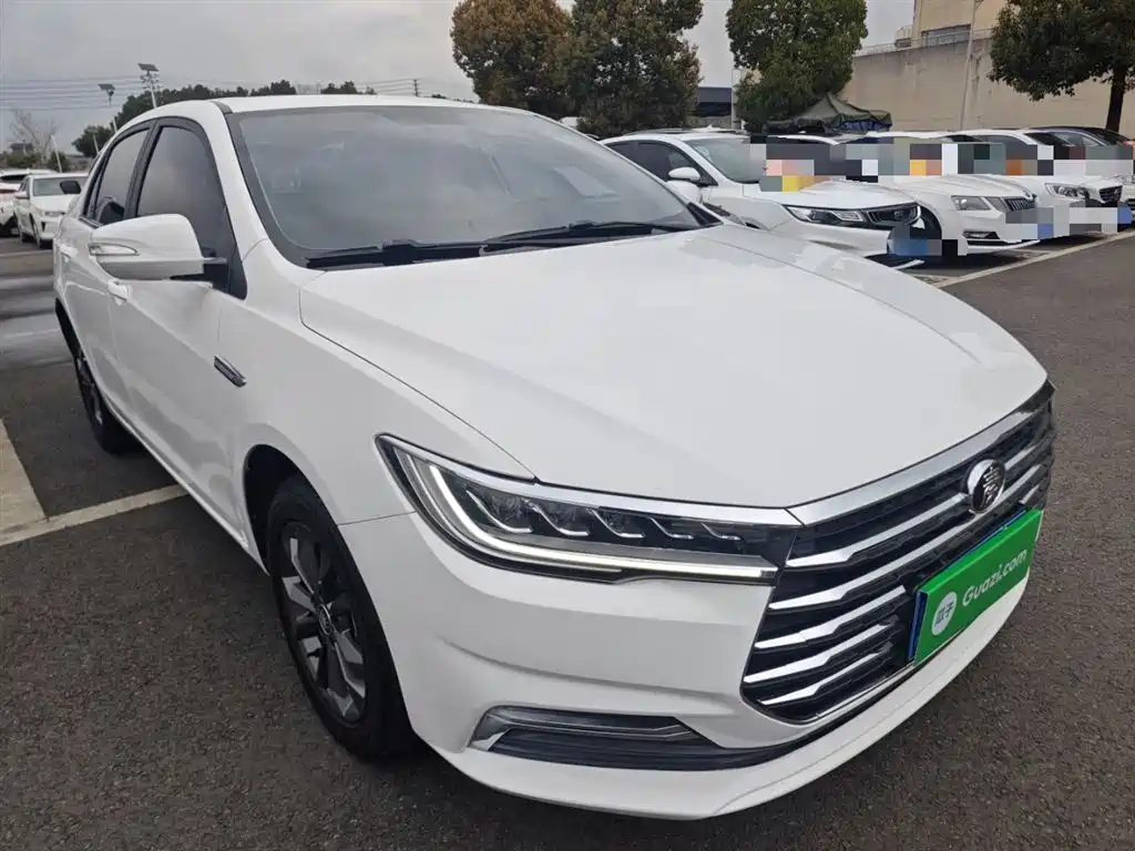 BYD Qin 2019 1.5L Automatic Prestige фото 4