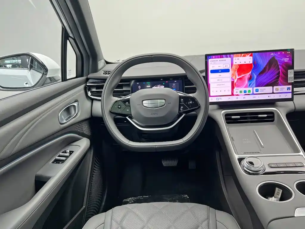 Geely Boyue REV 2026 2026 1.5L 220km Relax+
