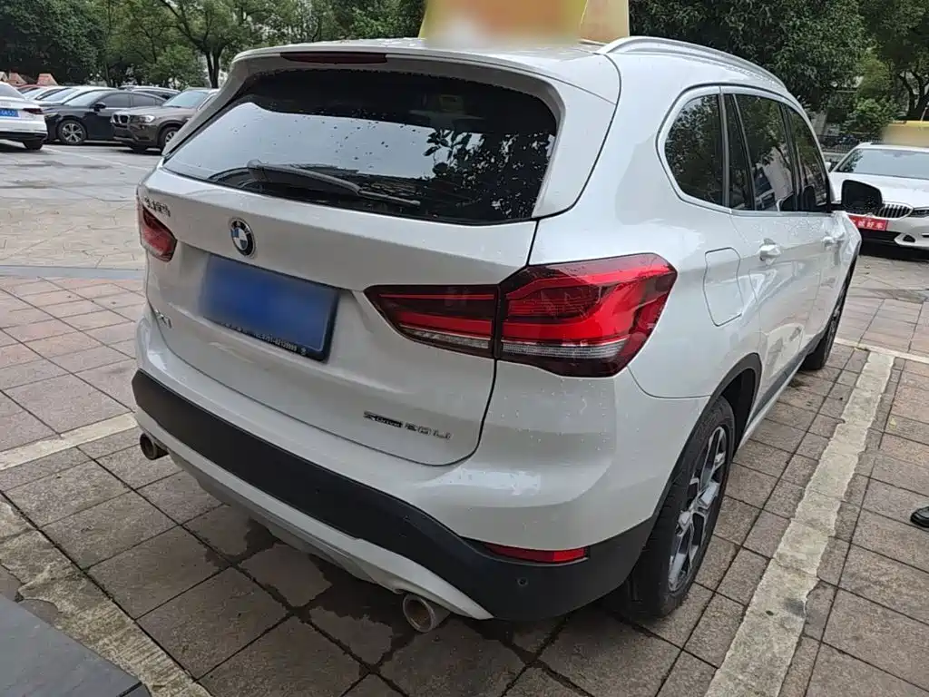 Photo 7 - BMW X1