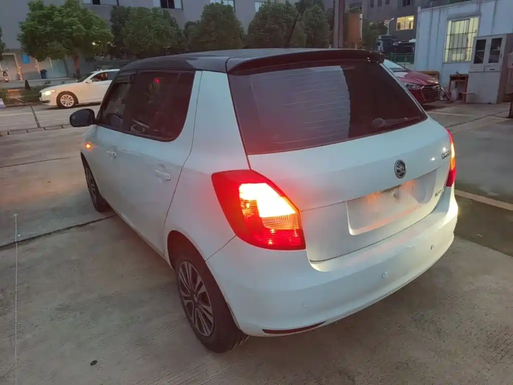 Photo 5 - Škoda Fabia