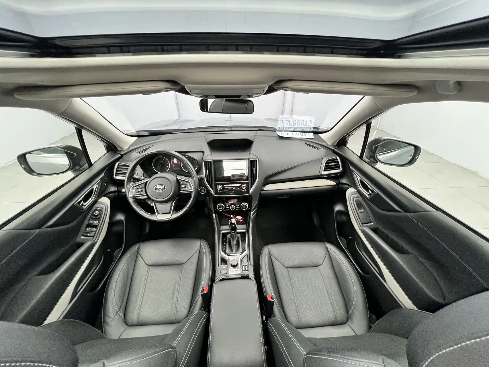 Photo 8 - Subaru Forester
