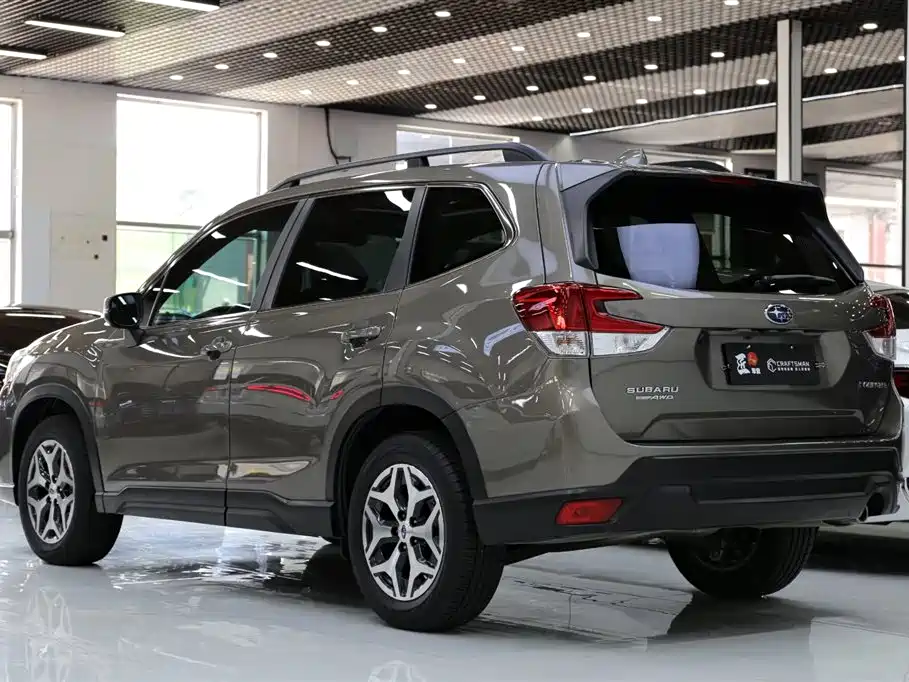 Subaru Forester 2021 2.0i Luxury Edition with EyeSight фото 20