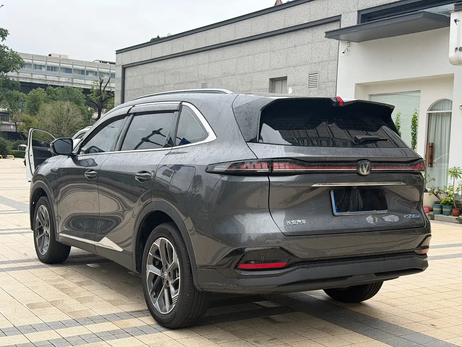 Фото 14 - Changan CS75 PLUS