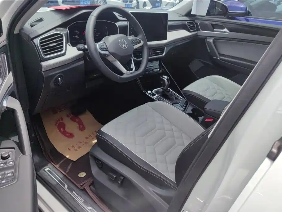 Volkswagen Tayron 2024 330TSI 2WD Luxury Plus Advanced фото 9