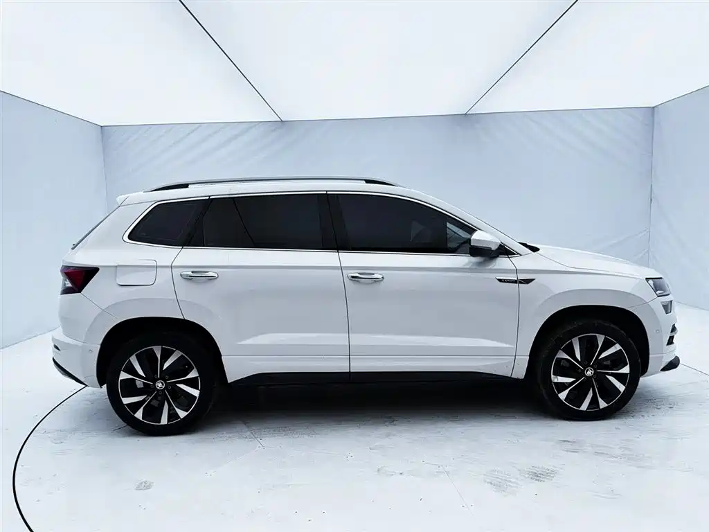 Škoda Karoq 2022 TSI280 Luxury Edition фото 9