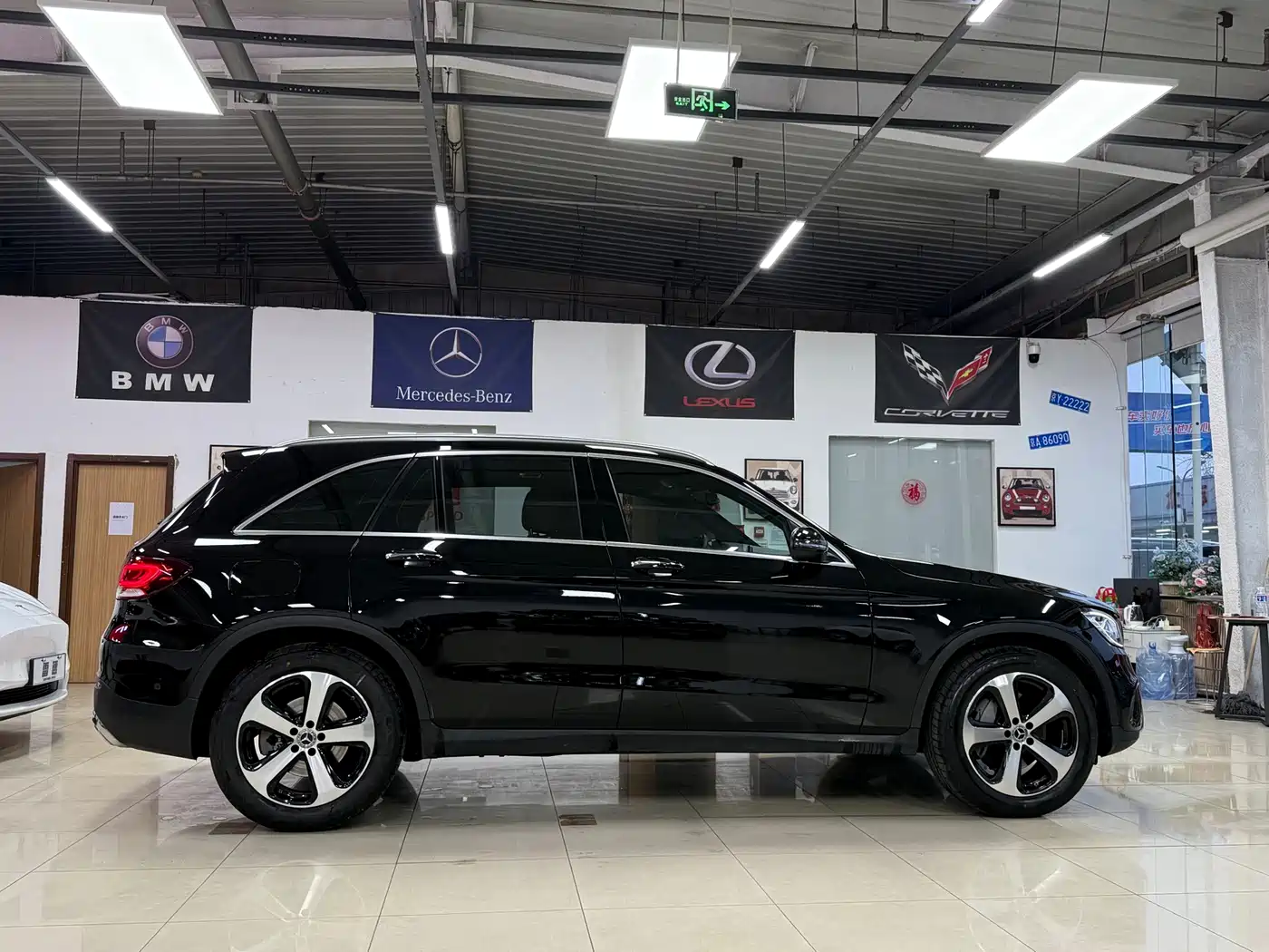 Mercedes-Benz GLC 2022 Facelift GLC 260 L 4MATIC Dynamic фото 3