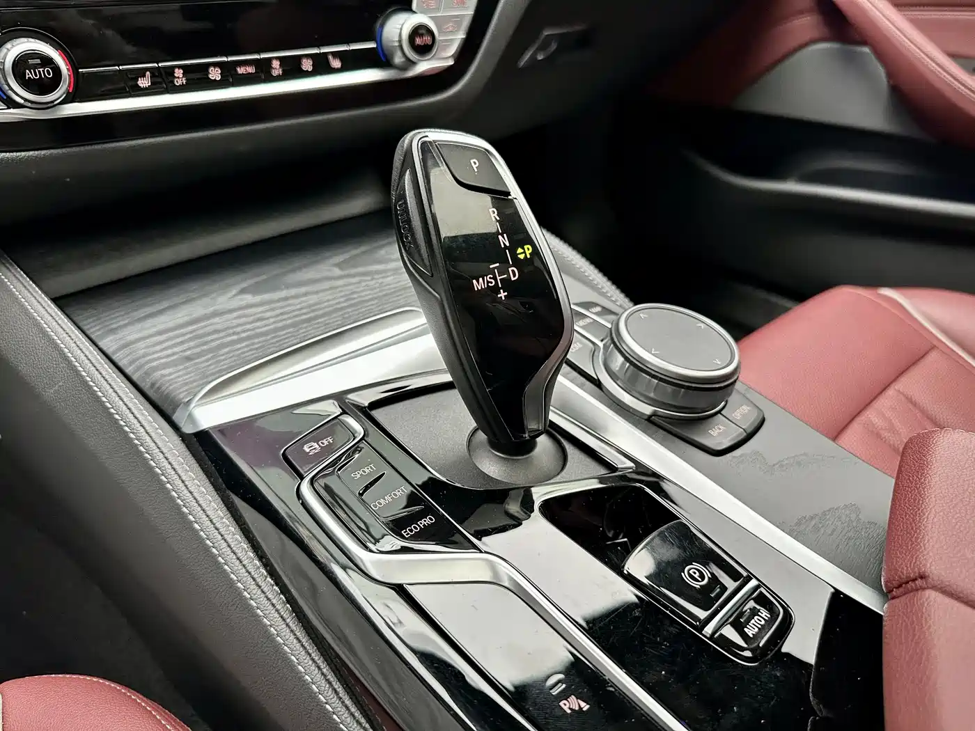 BMW 5 Series 2021 530Li Leading M Sport Package фото 20