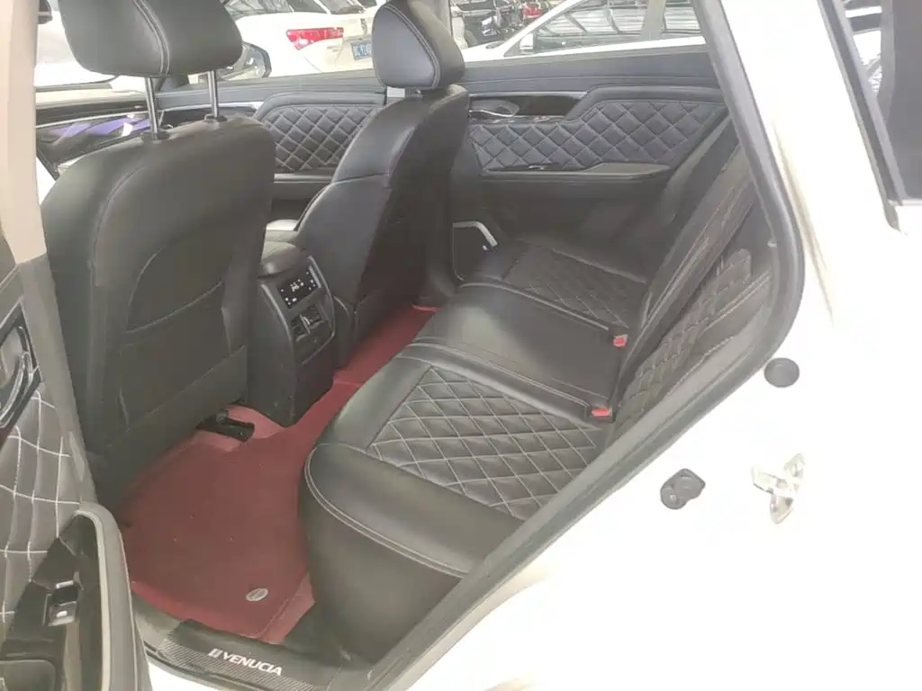Venucia Star 2021 2020 260T Automatic 48V Mild Hybrid Turbo Starlight Edition